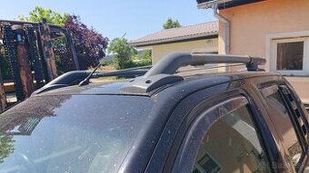 Našlapy na nissan navara d40