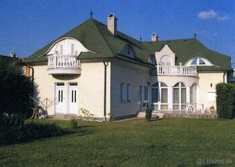 Znížená cena Štýlový rodinný dom v Maďarsku – v meste Szeks