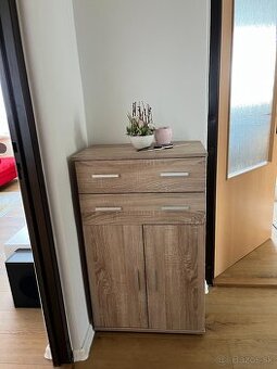 Skrine (zostava) do predsiene - malý byt