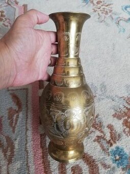 Mosadzná váza - 1
