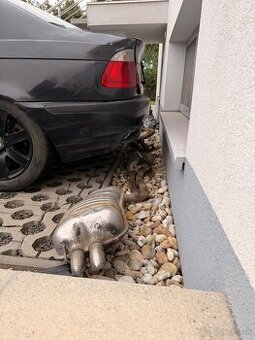 Výfuk BMW 330d E46 – koncový tlmič, top stav