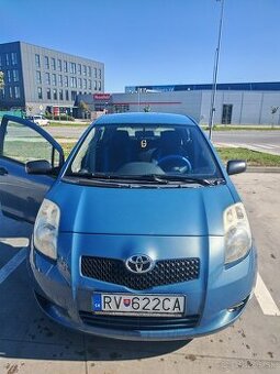 YARIS 1.0 B 5D