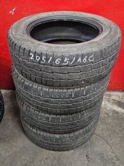 205/65 R16C 107/105 T Michelin Agilis Aplin