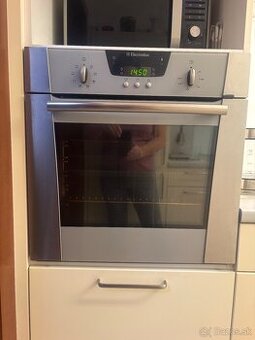 Vstavana rura Elektrolux