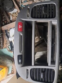 PANEL Z FUKARMI KIA RIO