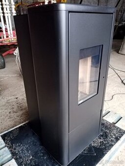 Peletová pec RIKA LIVO 6 kW r.v. 2018