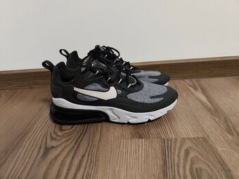 Nike Air Max 270 React 42 - čierne tenisky