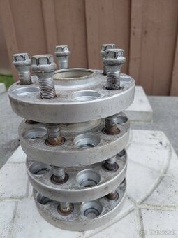 Rozsirovacie podlozky