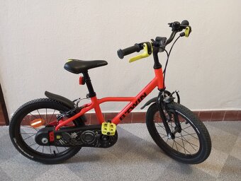 16-palcový hliníkový bicykel btwin 900 RACING