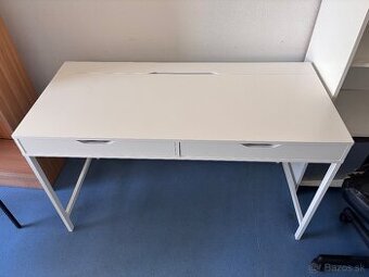 Písací stôl Ikea