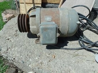 Elektromotor 7KW 2850 ot