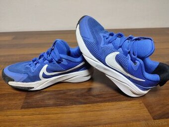 Nike tenisky 28,5