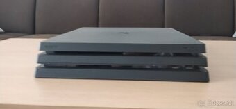 Predám PS4 PRO