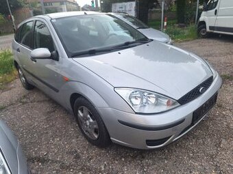 FORD FOCUS 1,6 BENZÍN AUTOMAT
