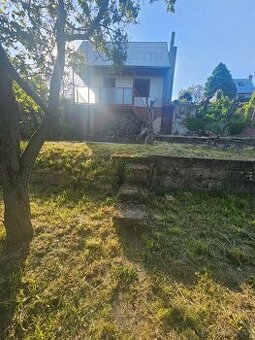 Záhradná chata s krásnym výhľadom