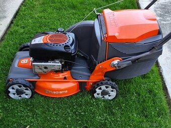 Kosačka Husqvarna LC 348V