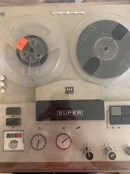 Magnetofon LUX SUPER
