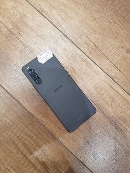 Sony Xperia 10 V5