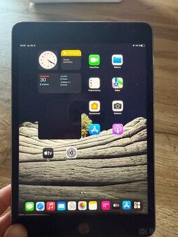 predám Apple IPad mini 4