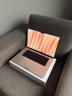 ⭐️ MacBook Pro 16" (2024), M4 PRO, 512TB, 2 cykly batérie