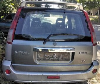 Nissan X-trail 2.2 dCi 2004 predám PIATE DVERE, TRYSKY, PREV