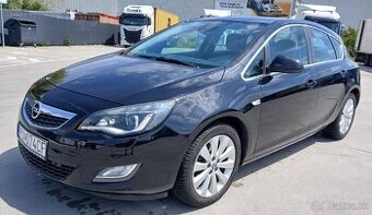 Opel Astra J 1.6i 85kw Automat