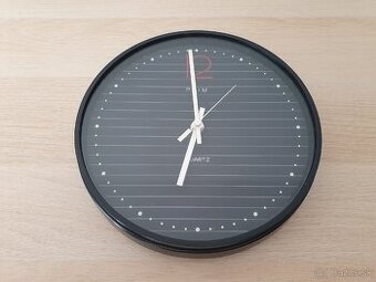 Nástenné hodiny Prim Quartz