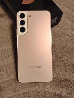 Samsung S22