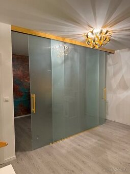 Celosklenené posuvné dvere 353 × 258 cm - matné, 4-dielne