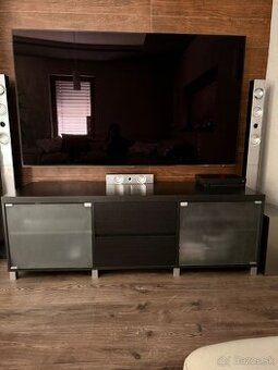TV komoda čierna