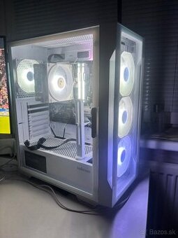 Predam PC: Ryzen 7 8700g, 32gb ddr5, 2tb ssd m.2