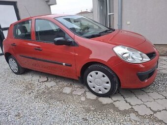 Renault clio 1.2 benzín