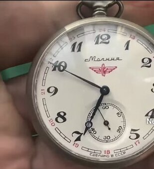 Vreckové hodinky Molnija