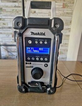 Aku rádio Makita DMR109