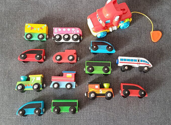 Drevené vláčiky + 1 na baterky