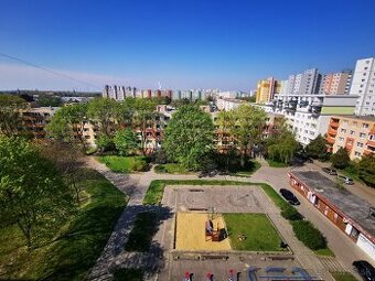 PRENÁJOM VEĽKÝ 4 IZBOVÝ BYT S LOGGIOU BRATISLAVA II