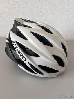 Cyklistická prilba GIRO SAVANT