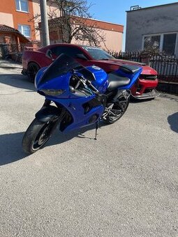 Yamaha YZF - R6