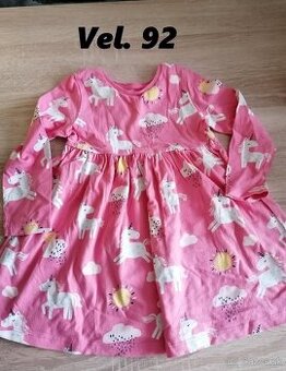 Dievcensky balík oblečenia velk.od 92 po velk.98