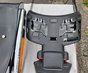 HARLEY DAVIDSON® BREAKOUT M8