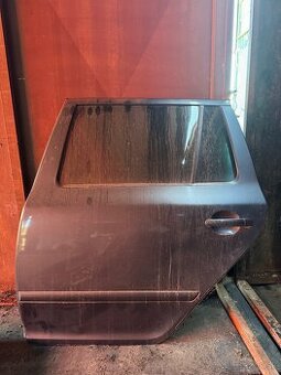 Zadné ľavé dvere octavia 2