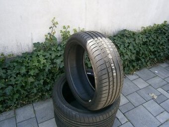 Predám 2x letné pneu Goodyear 215/45 R18 89VXL + 1ks GRÁTIS
