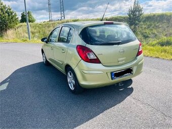 Opel Corsa 1.2 benzín