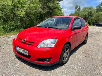 Toyota corolla e12 1,4 benzin 2005 Klíma