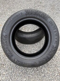 255/55 R18 Continental
