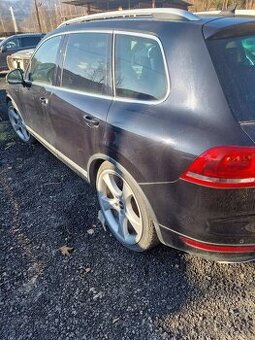 Rozpredam touareg 4.2 tdi