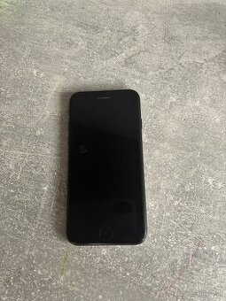 Iphone SE 2020 ( 2. generácia) 64GB cierny