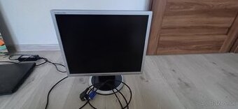 Monitor Samsung Syncmaster 940N