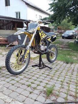 Suzuki rm 85