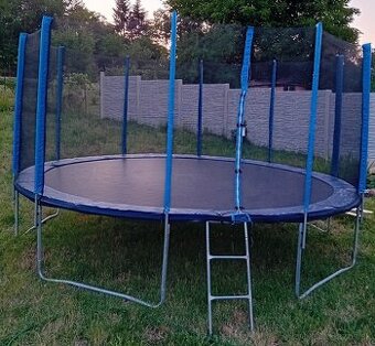 Trampolína na skákanie - výborný stav - 460 cm